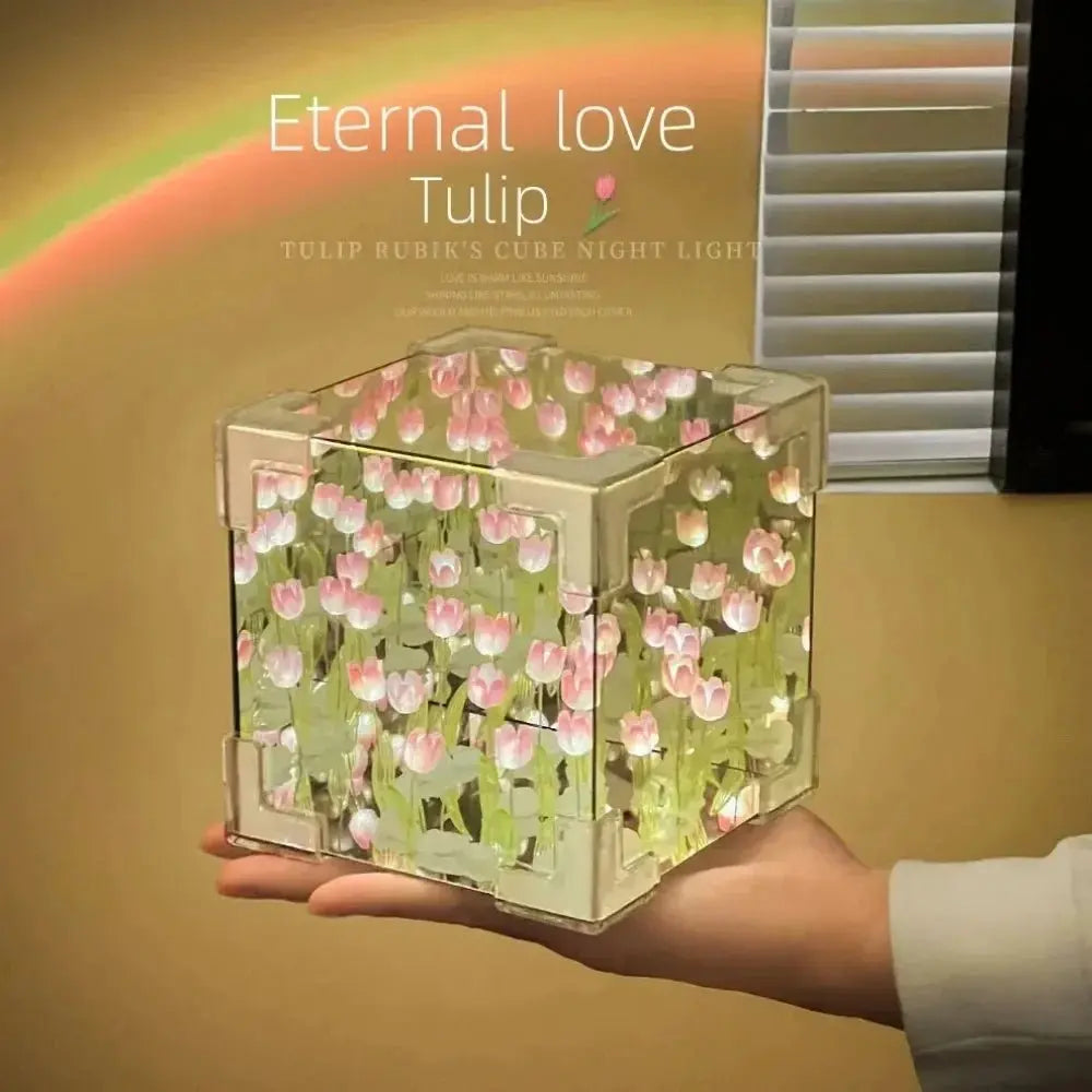 Tulip Mirror Cube Lamp - House Flexa
